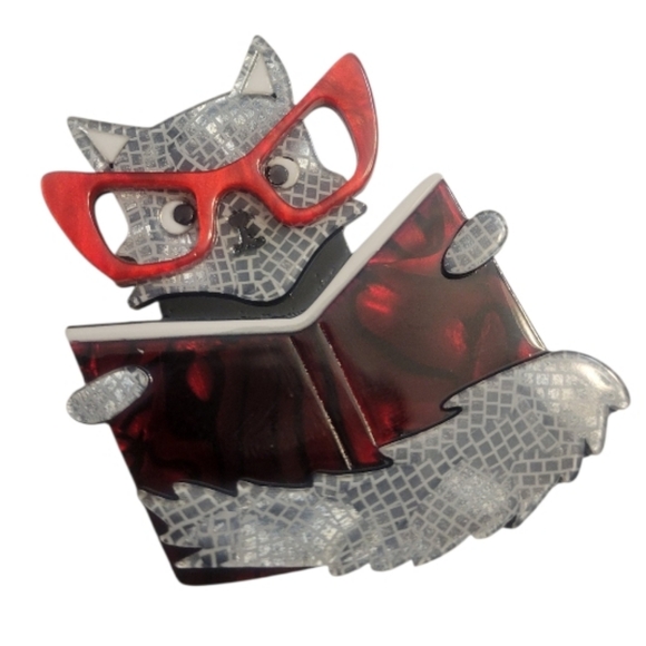 Jewelry - Whimsical Brooch Cat Reading a Book!